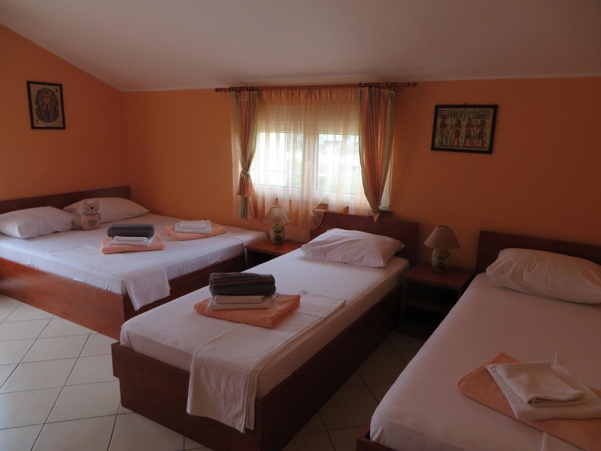 Guest House Villa Zivanovic Herceg Novi Exterior foto